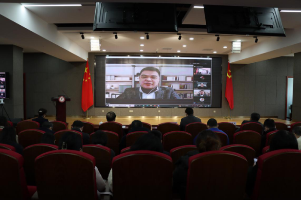 周红星.png 周红星.png
